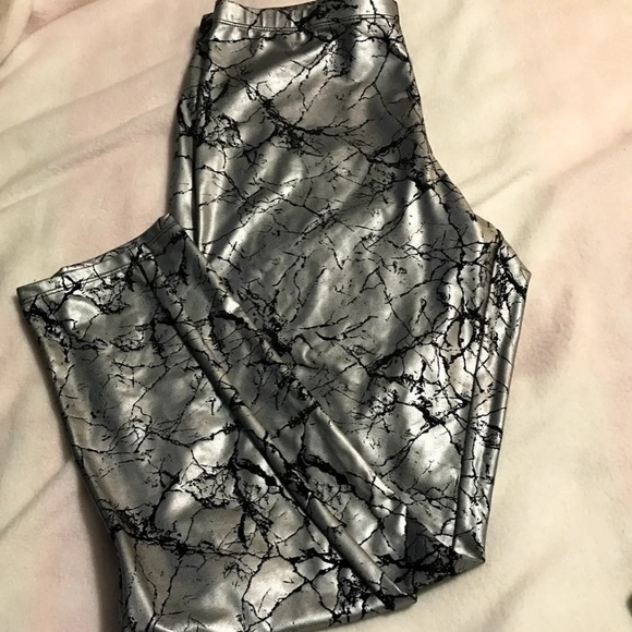 Blackheart Pants - NWOT metallic leggings